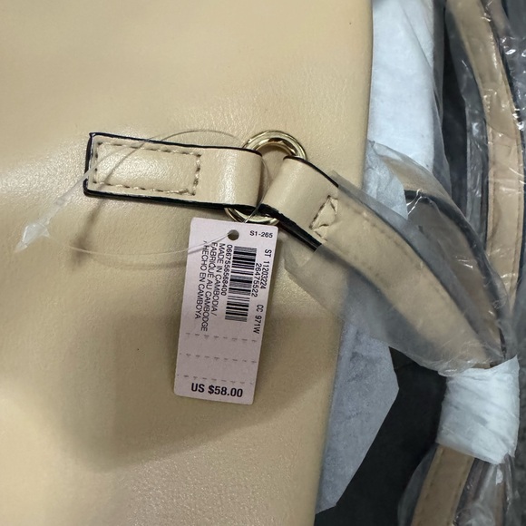 Victoria Secret Tote - Picture 4 of 4